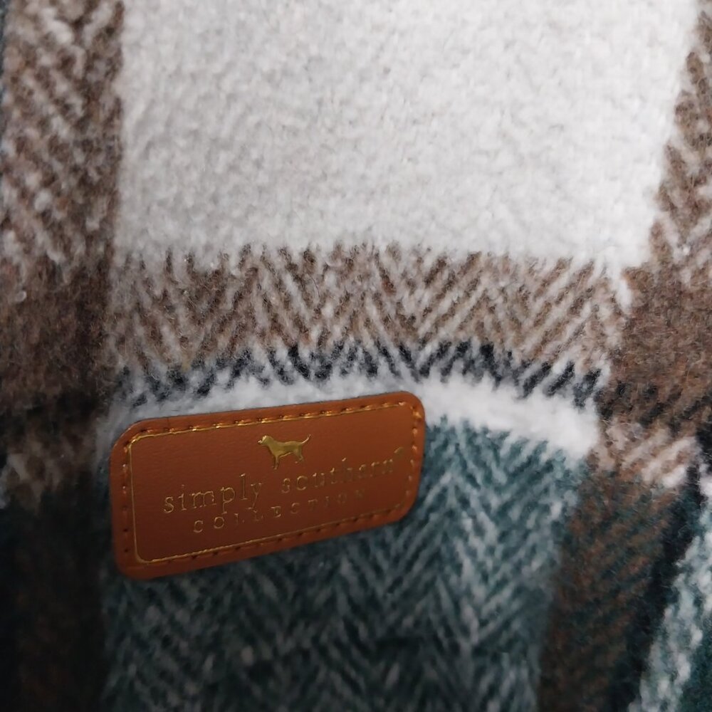 3681 Size Medium Simply Southern Shacket in Green Plaid with Corduroy Pockets - Picture 4 of 9